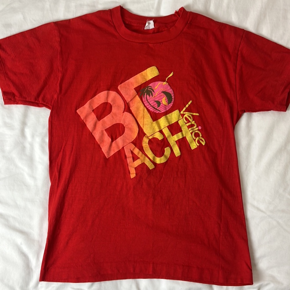 VINTAGE 80s/ 90s Venice Beach T Shirt Surf Wear Gear